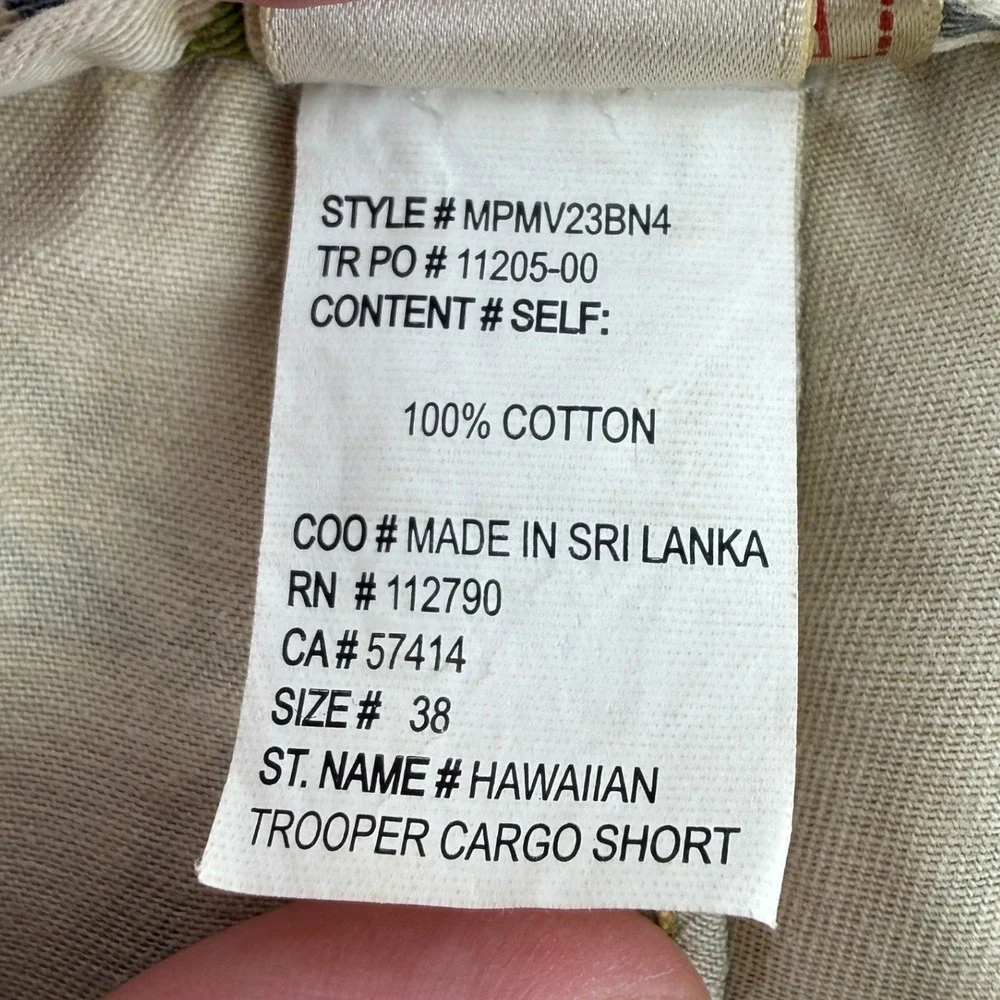True Religion Hawaiian Tropical Thick Utility Cargo Shorts Tan Men 38 Pockets